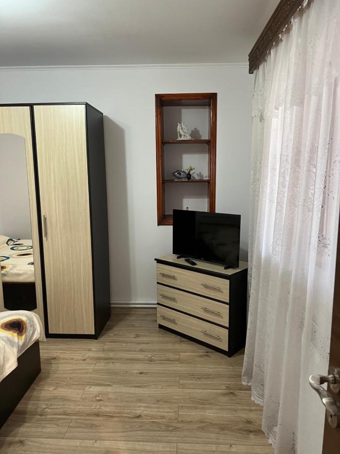 Вилла Casa Andrei Кырцишоара Экстерьер фото
